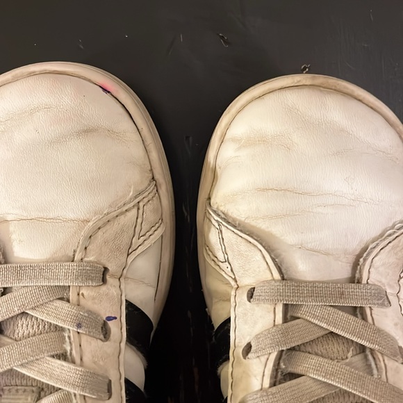 Adidas, tennis shoes, little boys size 1.5 - Picture 10 of 10